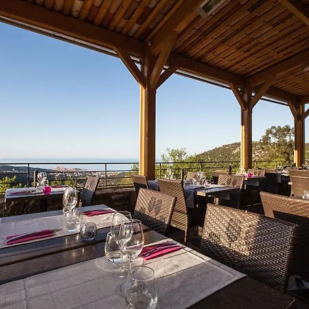 La Hotel Santa-Reparata-di-Balagna