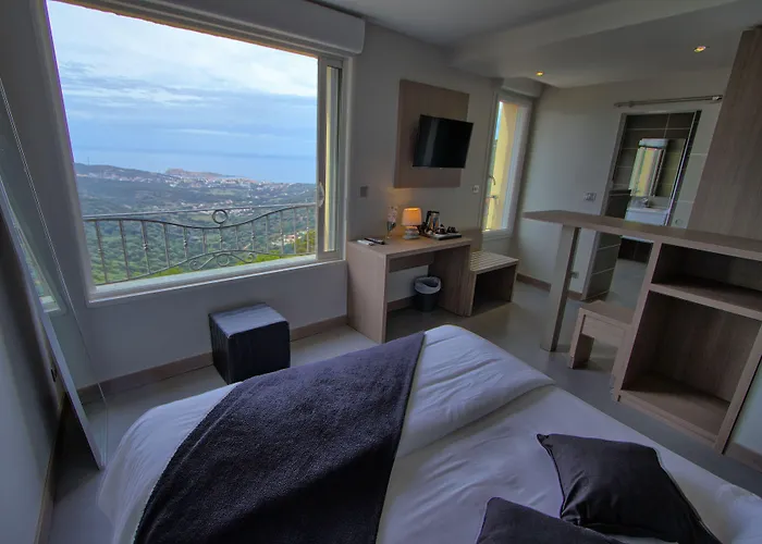 La Hotel Santa-Reparata-di-Balagna