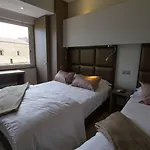 Hotel La 3*