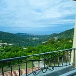 Hotel La 3*