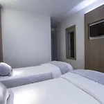 La Hotel 3*