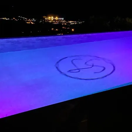 La 3*
