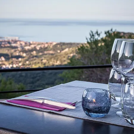 Hotel La Santa-Reparata-di-Balagna
