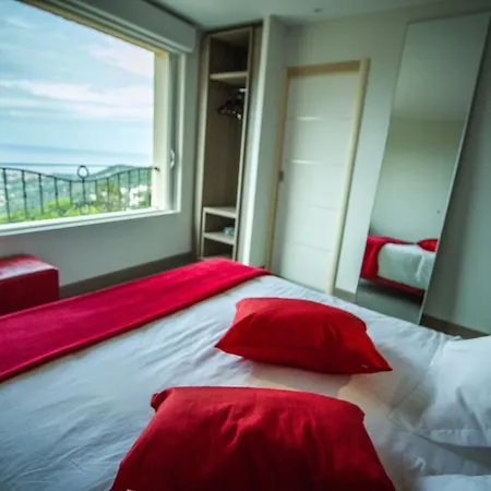 La Hotel 3*