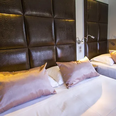 La Hotel