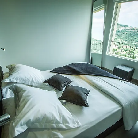 Hotel La 3*