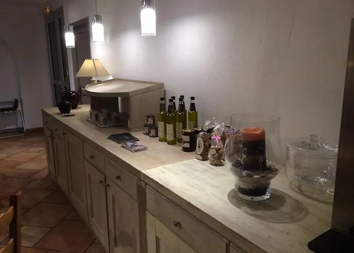 La Hotel Santa-Reparata-di-Balagna